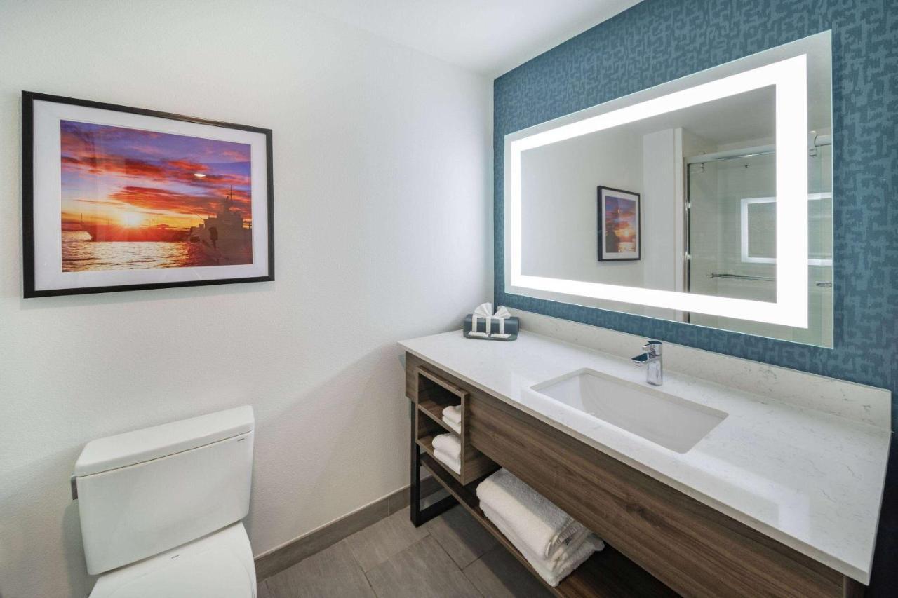La Quinta Inn & Suites By Wyndham Texas City I 45 Екстериор снимка